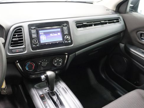 Used 2017 Honda HR-V LX image 15