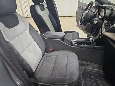 Used 2024 Chevrolet Trax RS w/ Driver Confidence Package FWD image 13