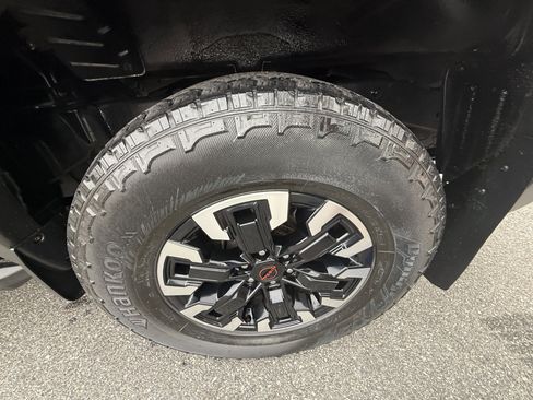 Used 2022 Nissan Frontier PRO-4X w/ Off-Road Protection Package image 55