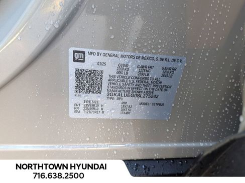 Used 2025 GMC Terrain Elevation w/ Elevation Premium Package image 38