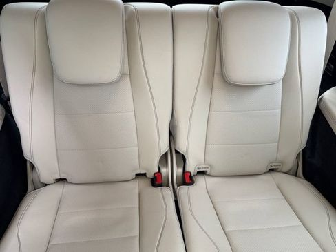 Used 2022 Mercedes-Benz GLS 450 4MATIC image 18