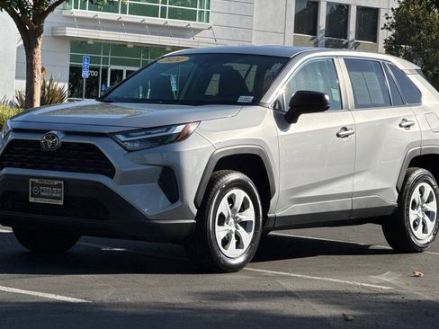 Used 2024 Toyota RAV4 LE image 8