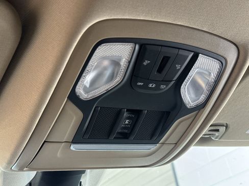Used 2020 RAM 1500 Big Horn AWD/4WD image 32