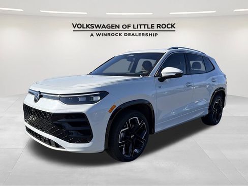 New 2026 Volkswagen Tiguan SEL R-Line image 1