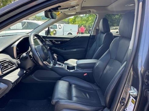Used 2023 Subaru Outback Limited AWD/4WD image 8