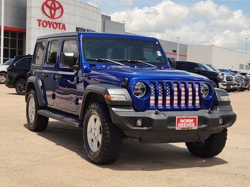 Used 2020 Jeep Wrangler Unlimited Sport S AWD/4WD image 2