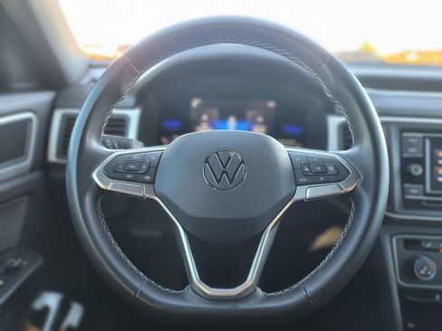 Used 2022 Volkswagen Atlas Cross Sport SE image 15