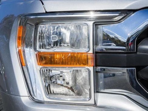 Used 2022 Ford F150 XLT image 10