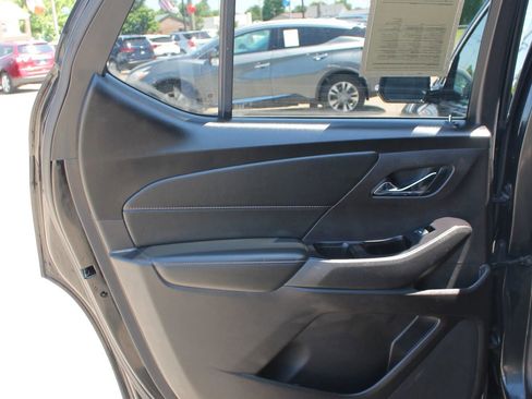 Used 2019 Chevrolet Traverse LT AWD/4WD image 15