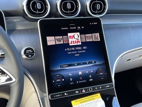 New 2026 Mercedes-Benz GLC 300 4MATIC image 16