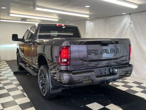 Used 2025 RAM 2500 Big Horn AWD/4WD image 11