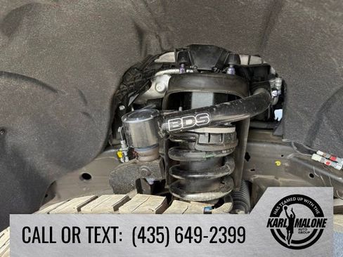 New 2026 Chevrolet Silverado 1500 ZR2 w/ Dark Appearance Package AWD/4WD image 11