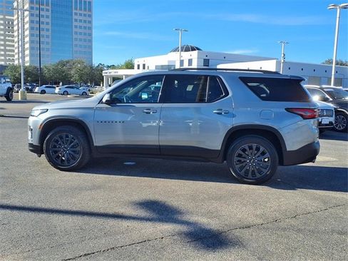 Used 2023 Chevrolet Traverse RS image 24