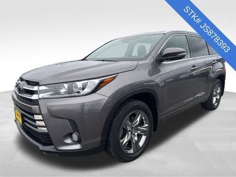 Used 2018 Toyota Highlander Limited image 4
