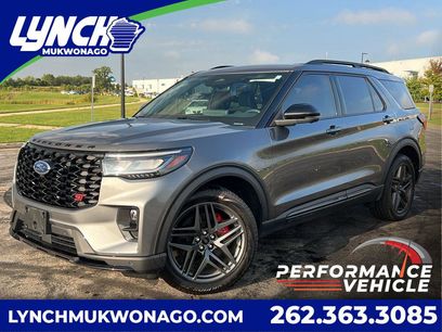 Used 2025 Ford Explorer ST