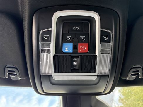 Used 2025 RAM 1500 Big Horn image 30