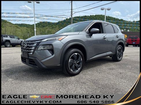 Used 2024 Nissan Rogue SV AWD/4WD image 1