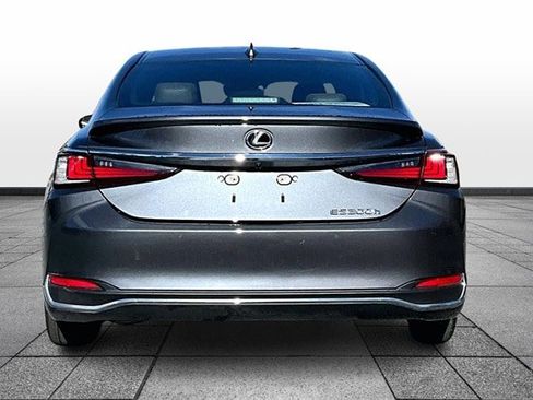 Used 2024 Lexus ES 300h w/ Premium Package image 8