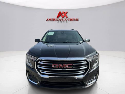 Used 2022 GMC Terrain SLT w/ Infotainment Package II AWD/4WD image 8