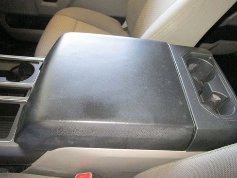 Used 2015 Ford F150 XLT w/ Equipment Group 302A Luxury image 36