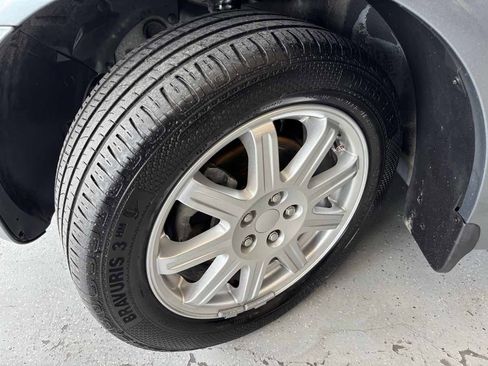 Used 2010 Chrysler PT Cruiser w/ Convenience Group image 28