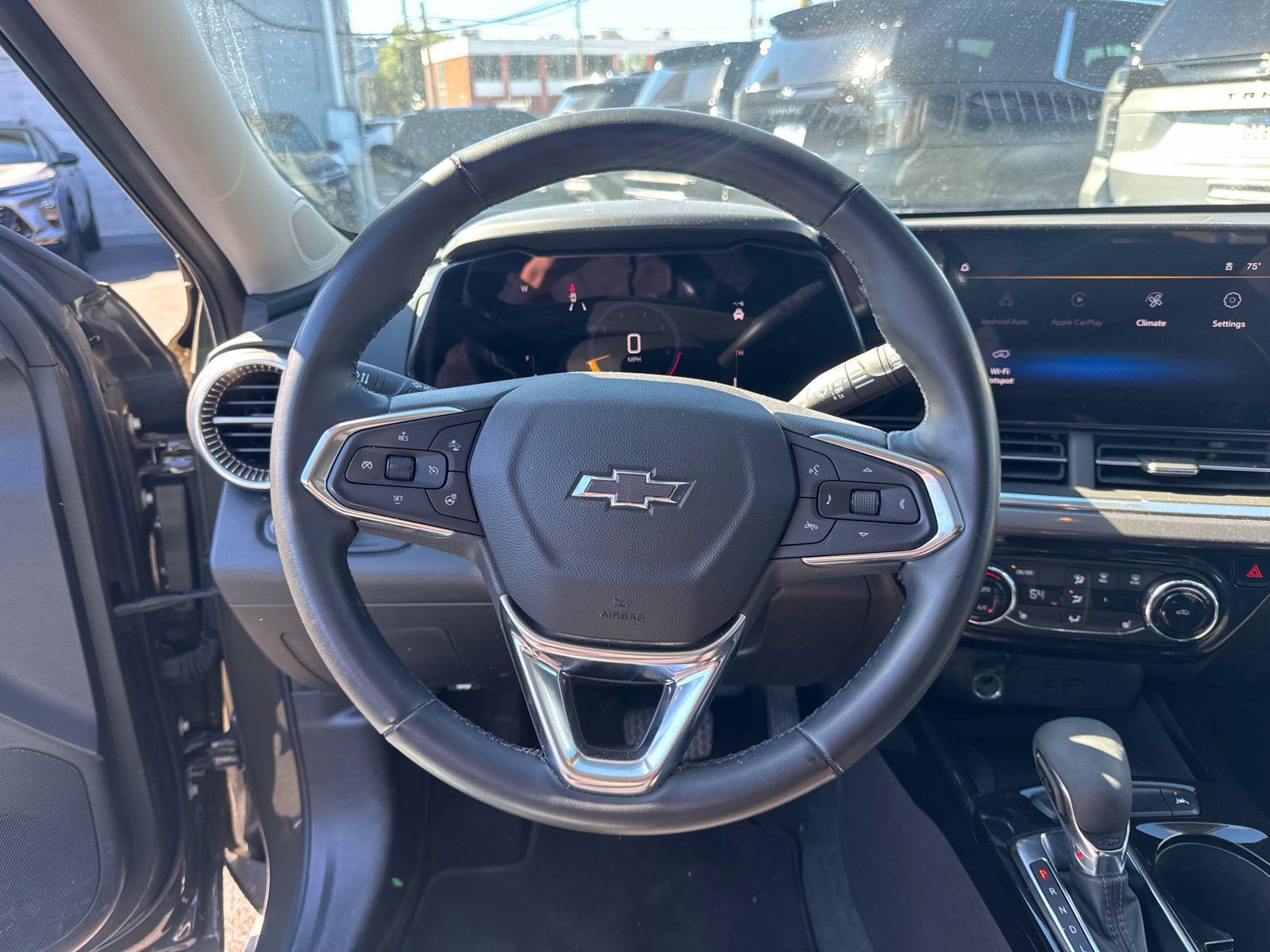 Used 2024 Chevrolet Trax ACTIV w/ Sunroof Package FWD image 18