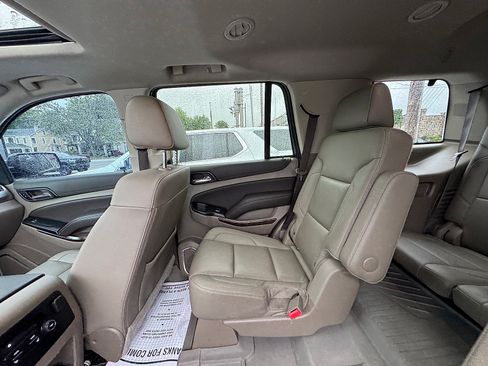 Used 2019 Chevrolet Tahoe LT w/ Luxury Package AWD/4WD image 22