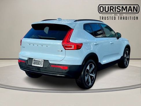 Certified 2026 Volvo XC40 B5 Plus w/ Protection Package Premier image 7