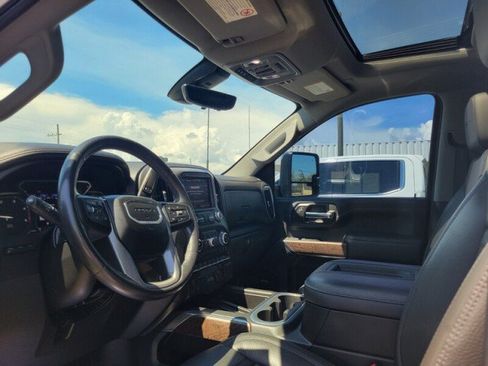 Used 2022 GMC Sierra 2500 Denali w/ Denali Ultimate Package AWD/4WD image 7