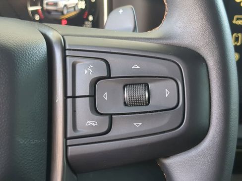 Used 2024 GMC Sierra 1500 AT4 w/ Technology Package image 25