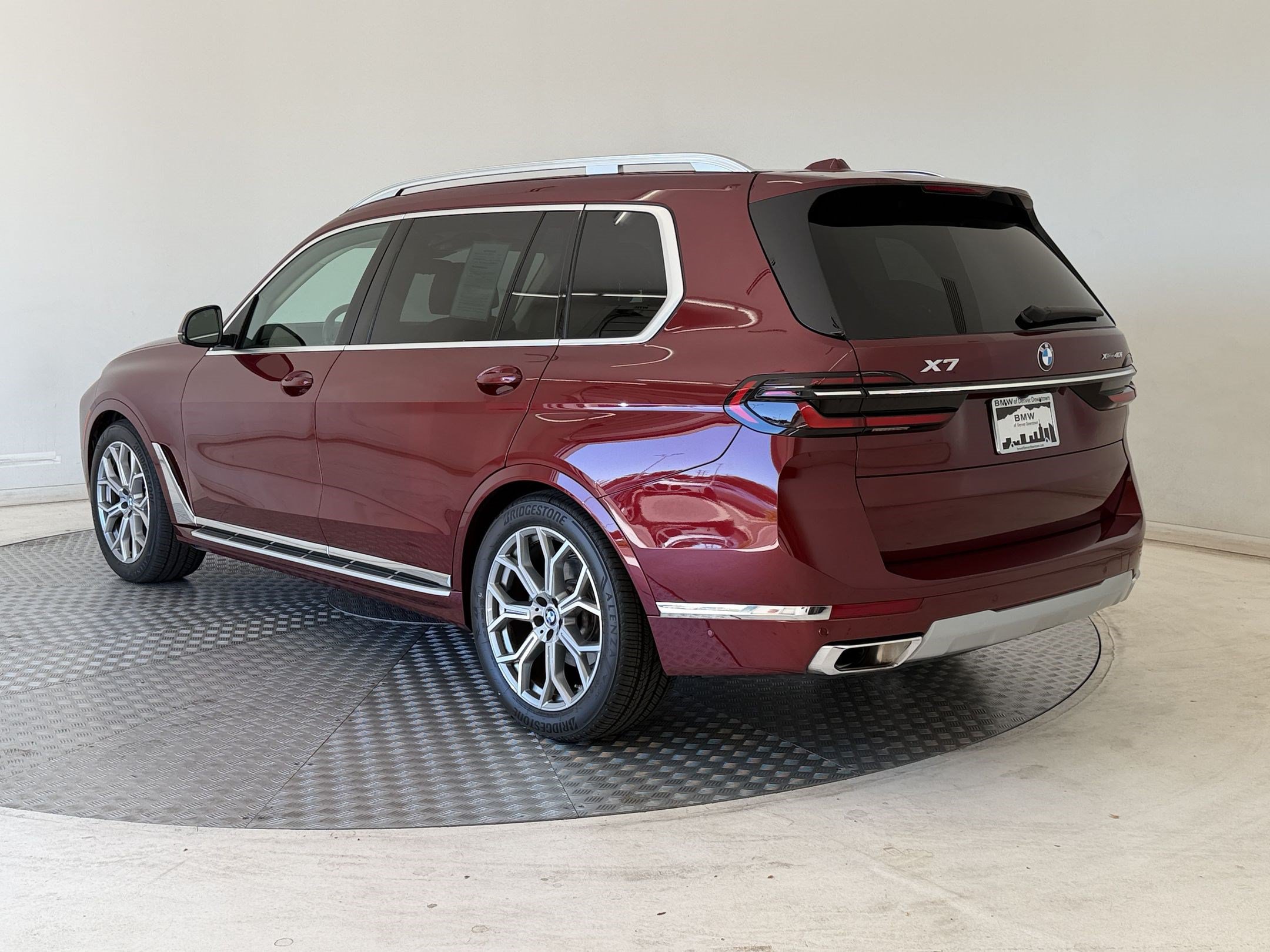 Used 2026 BMW X7 xDrive40i AWD/4WD image 3