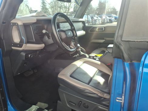 Certified 2022 Ford Bronco Wildtrak image 12