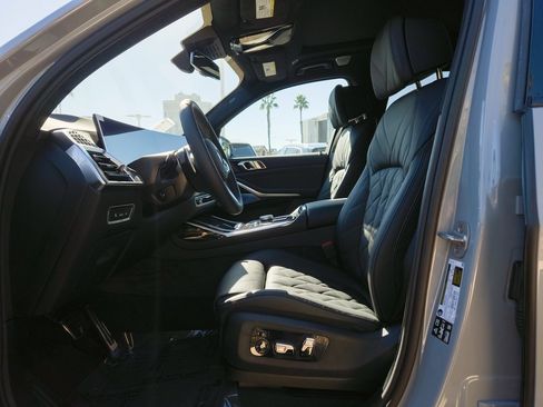 New 2026 BMW X7 xDrive40i w/ M Sport Package image 10