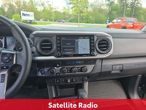 Certified 2023 Toyota Tacoma SR5 AWD/4WD image 24