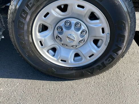 Used 2018 Nissan NV 1500 SV image 10