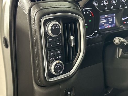 Used 2021 GMC Sierra 1500 SLT w/ SLT Premium Plus Package AWD/4WD image 12