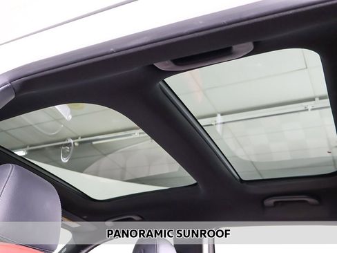 Used 2022 Mercedes-Benz GLB 35 AMG 4MATIC image 4