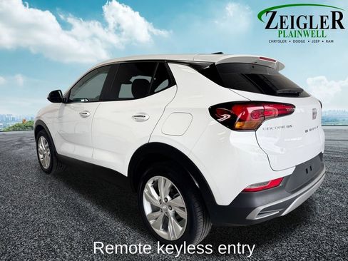 Used 2024 Buick Encore GX Preferred FWD image 3