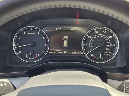 Used 2025 Mitsubishi Outlander SE image 18