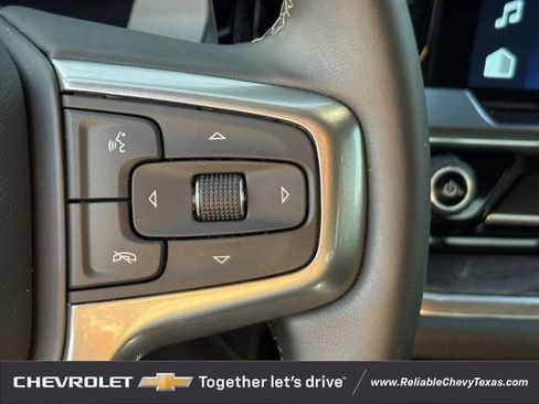 Used 2025 Chevrolet Silverado 1500 LTZ AWD/4WD image 16