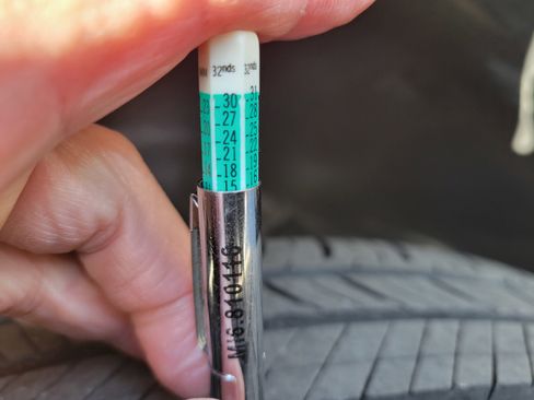 Certified 2023 Chevrolet TrailBlazer RS w/ Sun and Liftgate Package image 43