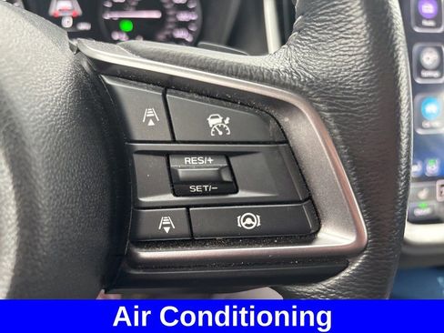 Used 2023 Subaru Ascent Premium w/ Convenience Package image 18