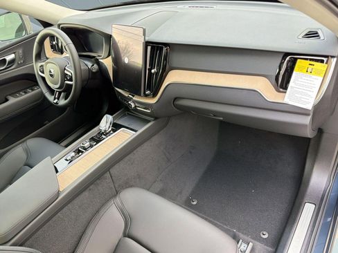New 2026 Volvo XC60 B5 Core w/ Climate Package image 30