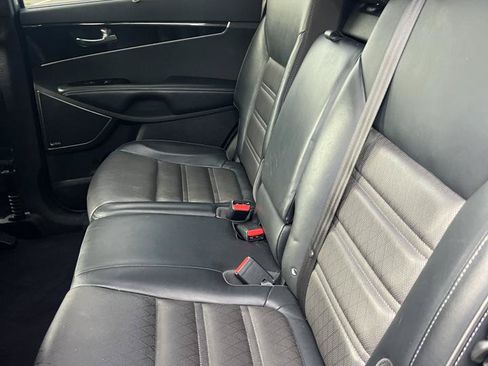 Used 2016 Kia Sorento SX w/ SXL Technology Package AWD/4WD image 6