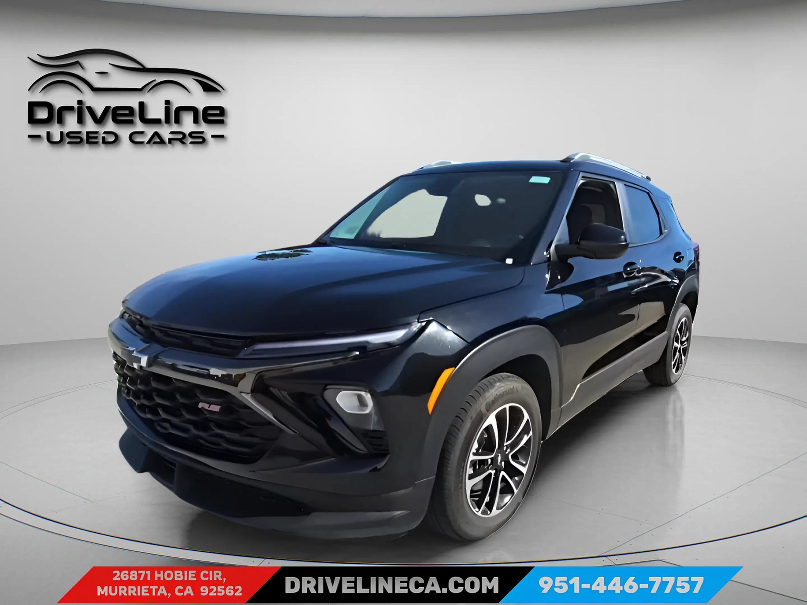 Used 2025 Chevrolet TrailBlazer LT FWD image 1