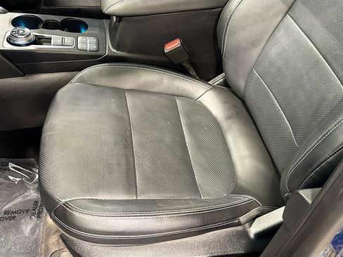 Certified 2020 Ford Escape Titanium image 17