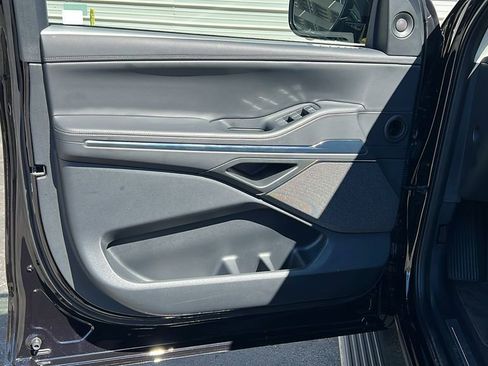 New 2025 Lincoln Navigator Reserve image 9