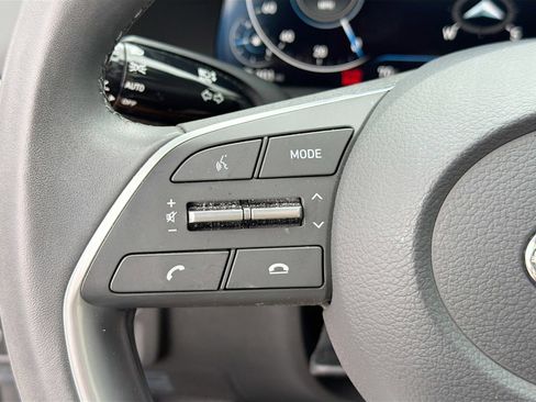 Used 2023 Hyundai Sonata SEL w/ Convenience Package FWD image 17