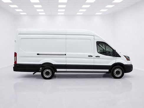 Used 2025 Ford Transit 250 148 High Roof Extended RWD image 5
