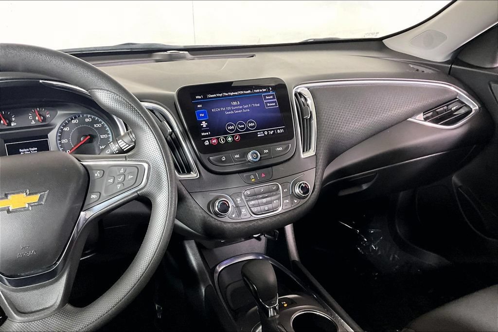 Used 2021 Chevrolet Malibu LT FWD image 5